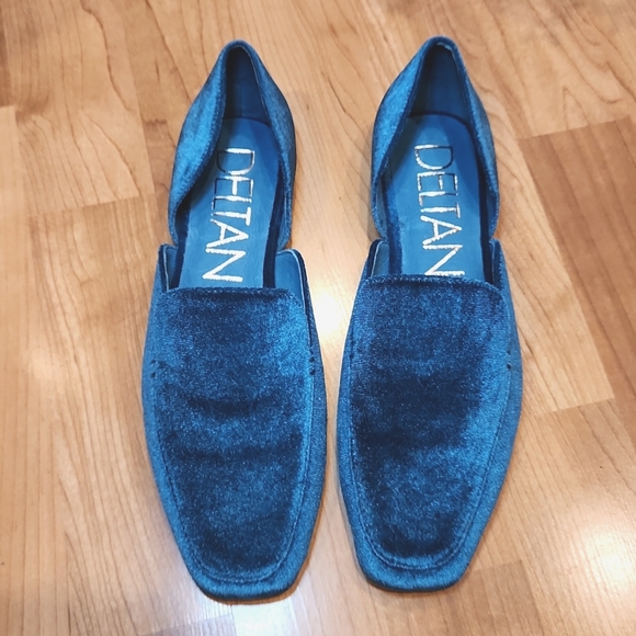🆕️ Velvet loafer - Picture 4 of 12